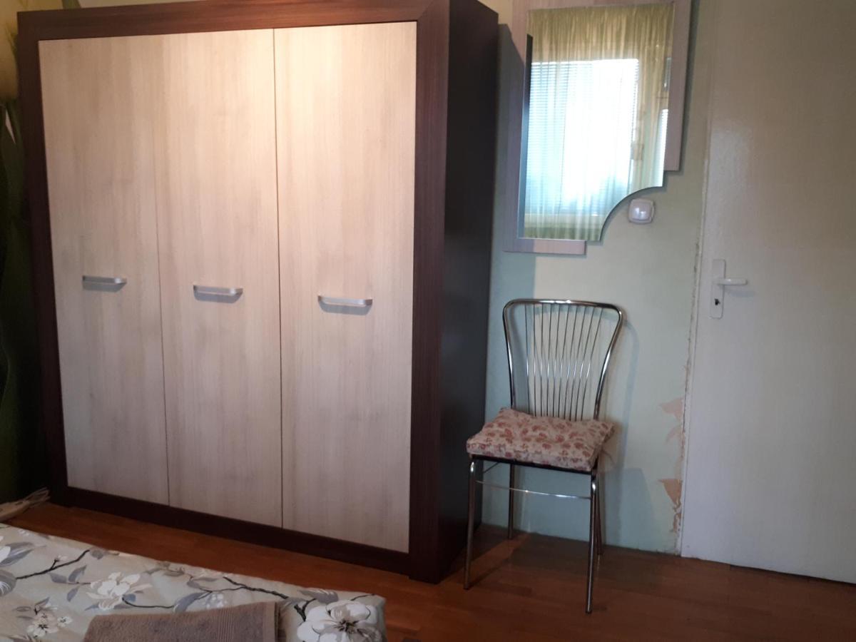2 Bedrooms With Private Bath And Balcony Near The Airport Sofya Dış mekan fotoğraf